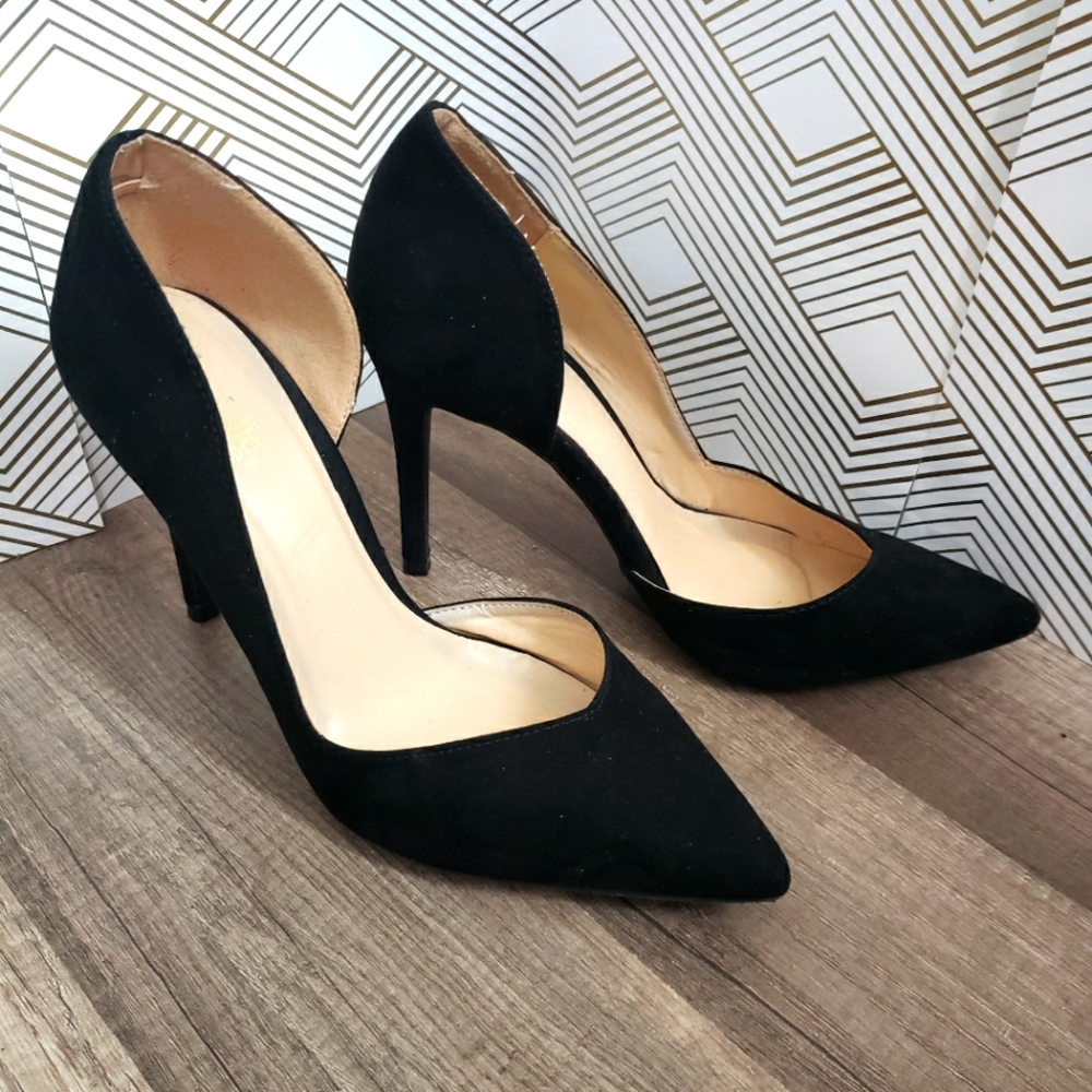 Black pointed heels